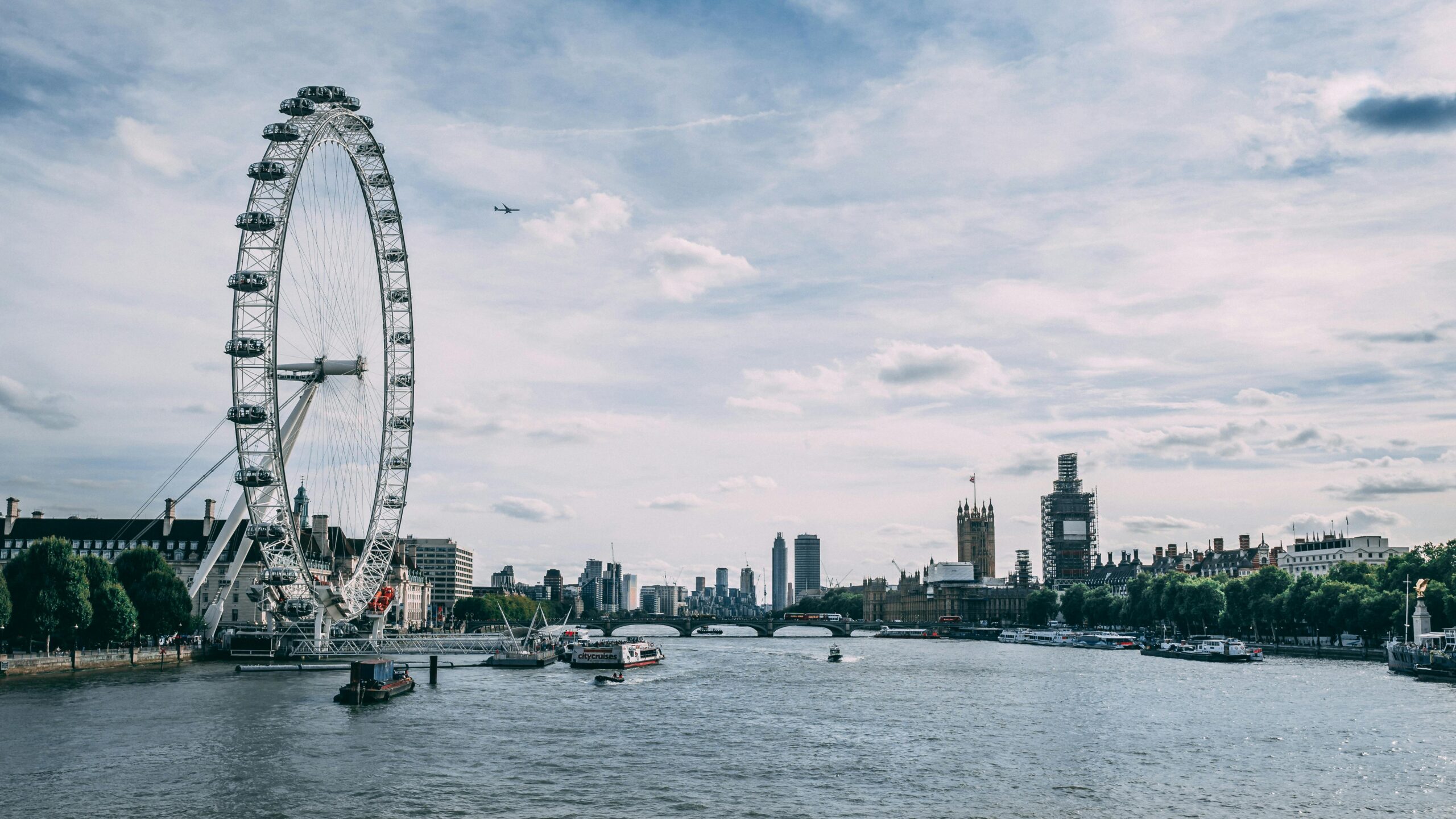 london may fishing